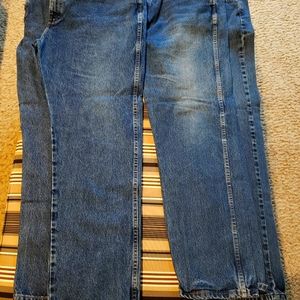 4 pair of jeans